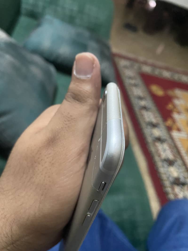 Apple iPhone 6 2