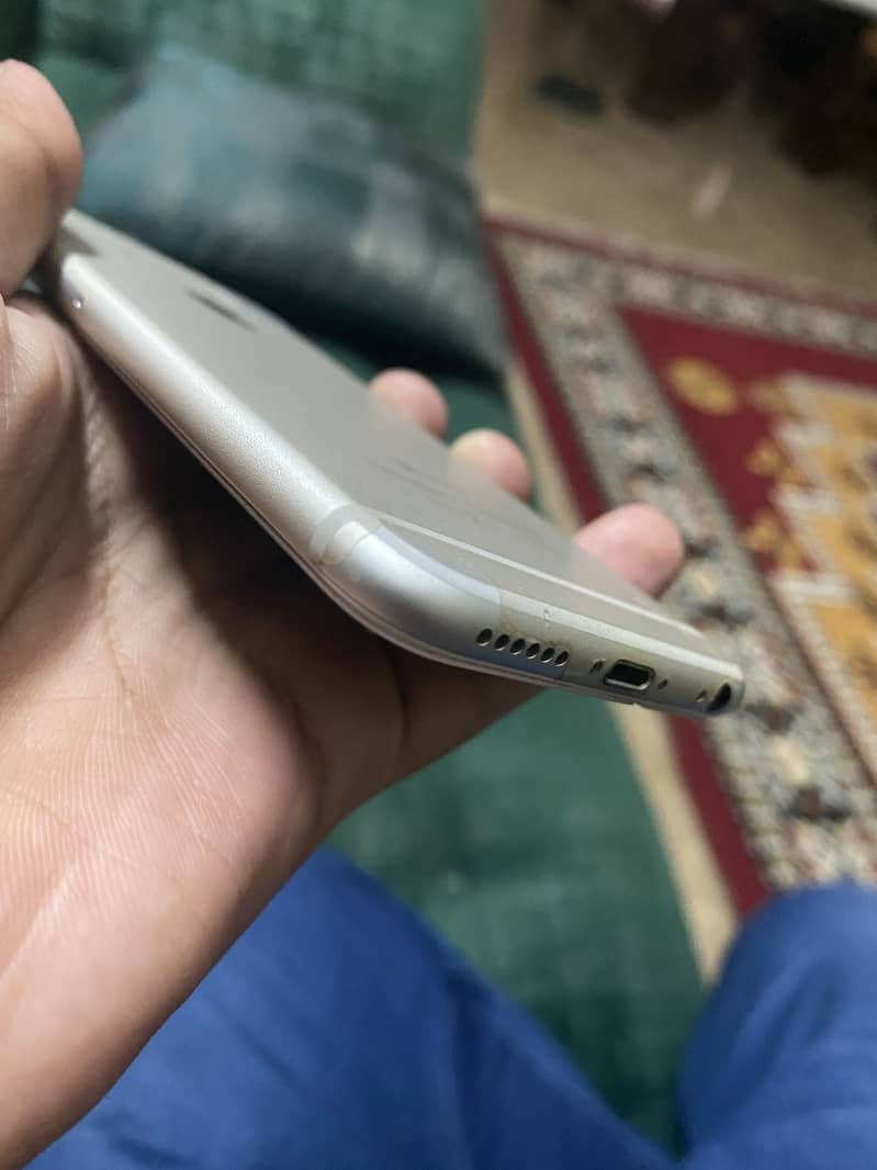 Apple iPhone 6 5
