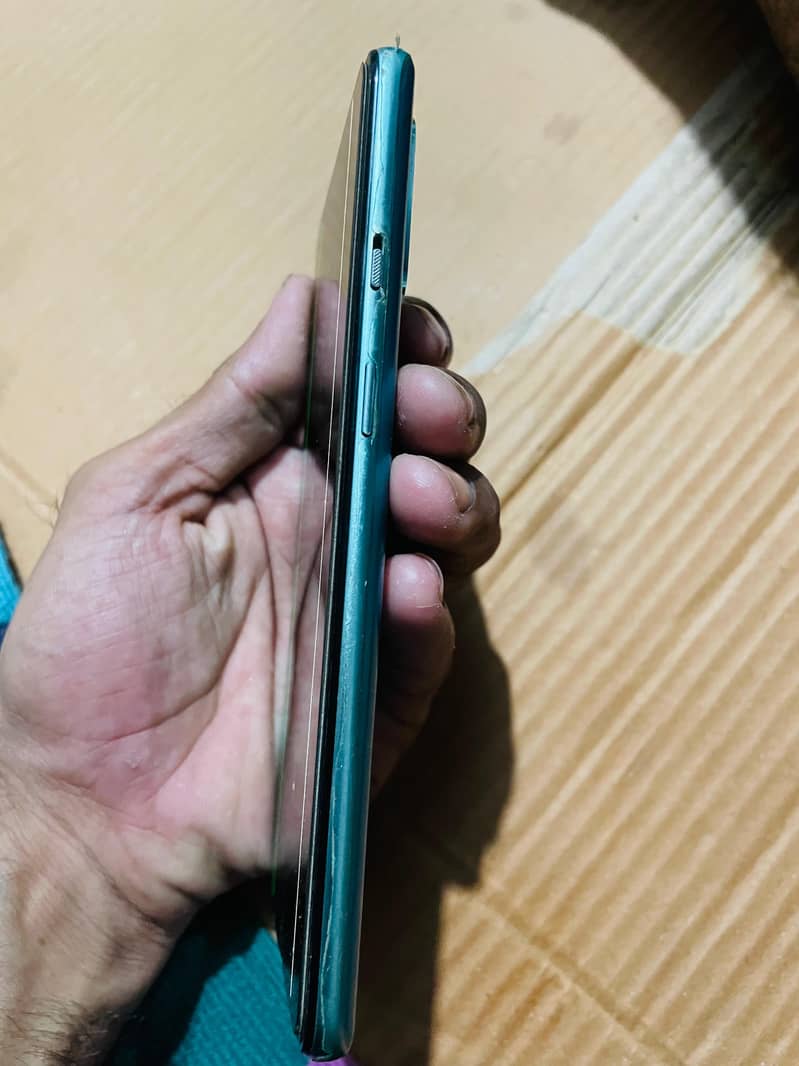One Plus 8T 4