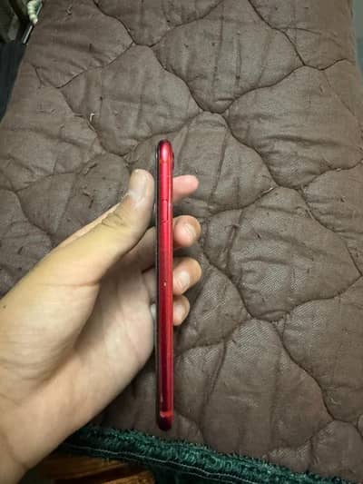 Apple iPhone SE