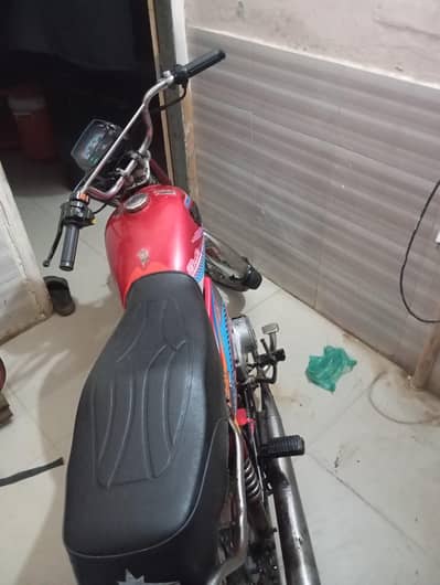 Red Bike 2020 Model for Sale – Excellent Condition