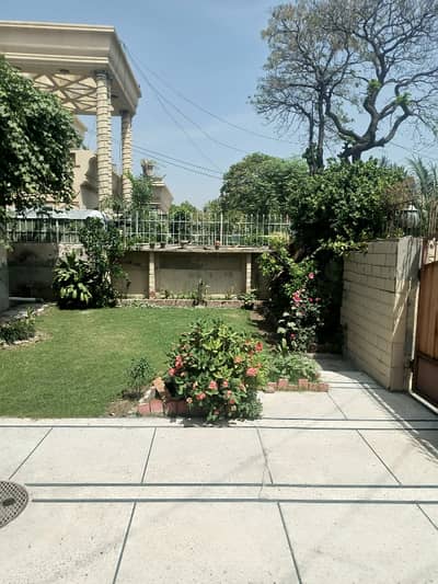 DHA Phase 3, One Kanal Corner Owner Built House Near MacDonald, Sheba Park Ideal Location For Sale
