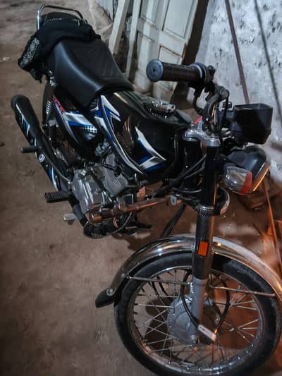 Honda CG 125 2025