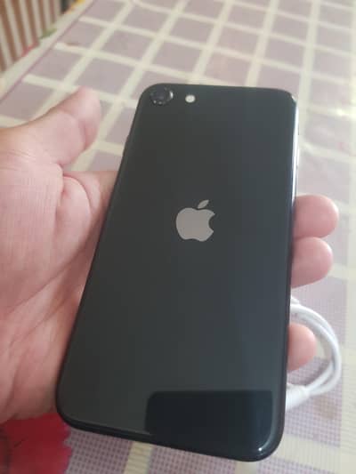 Apple iPhone SE