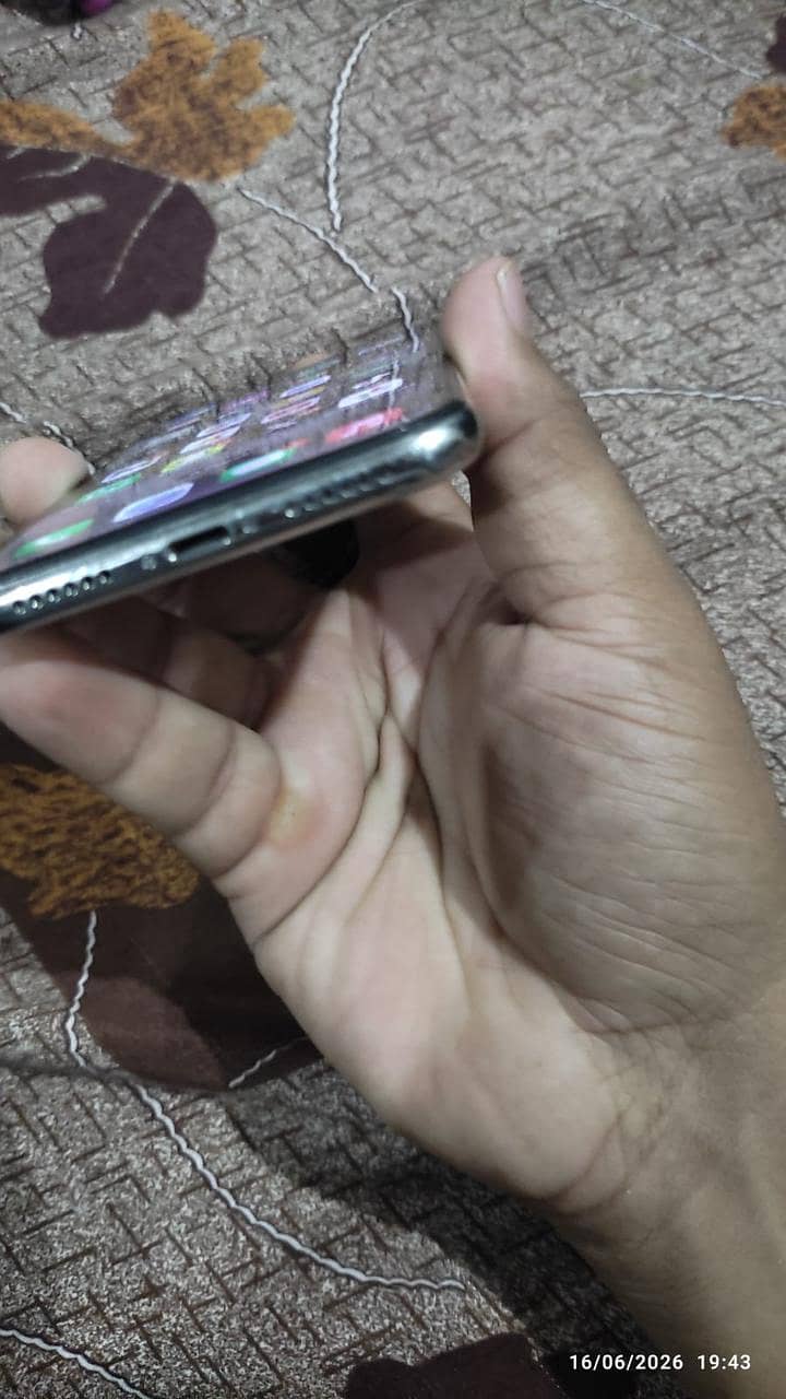 Apple iPhone X 2