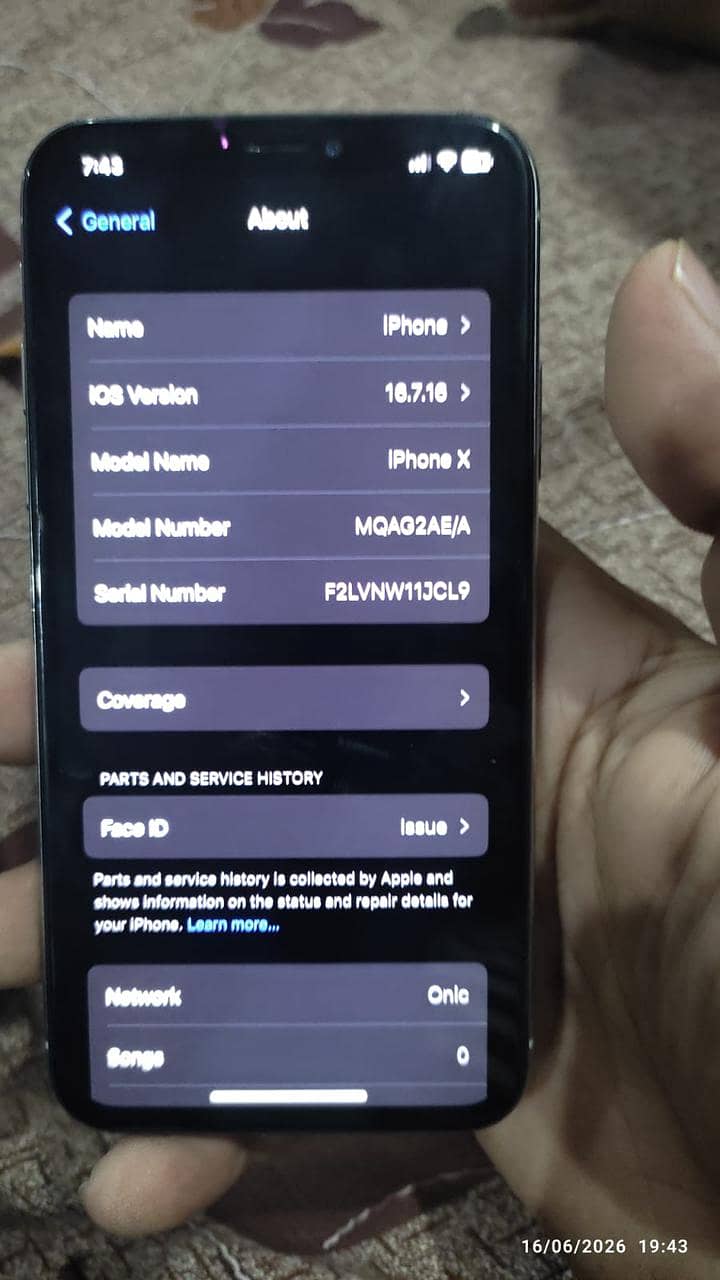Apple iPhone X 3