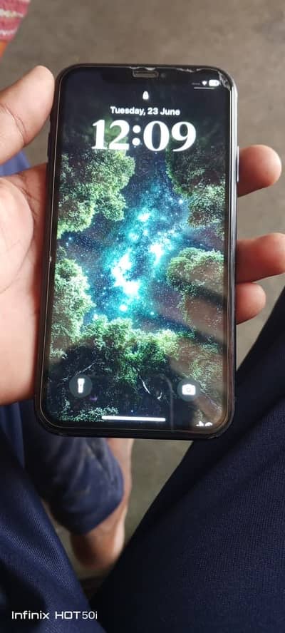 Apple iPhone XR