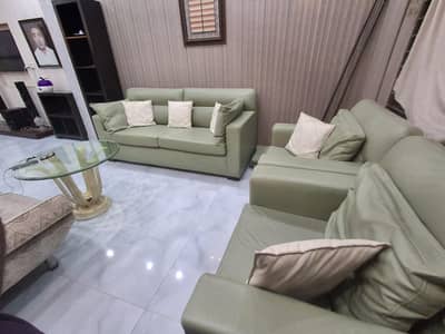 Sofa set