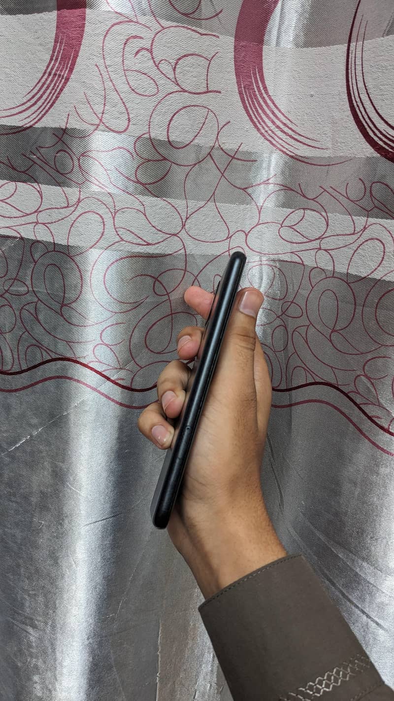 Google Pixel 5 3