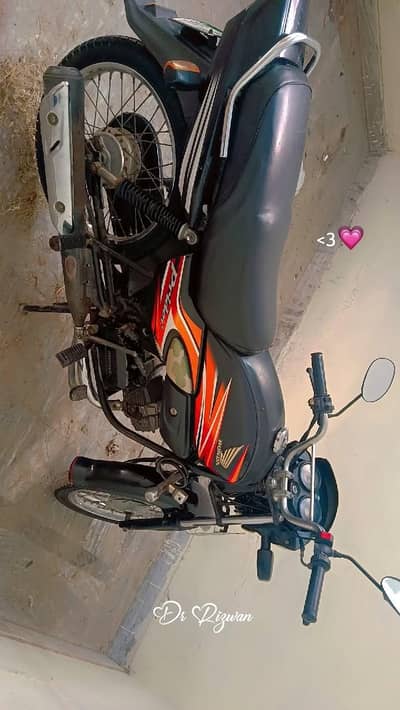 honda prider 100 cc black colour