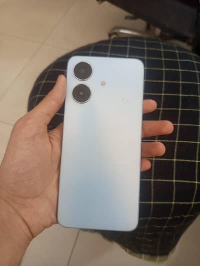 Realme Note 60