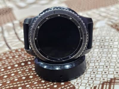 Samsung Gear S3 Frontier Smart Watch