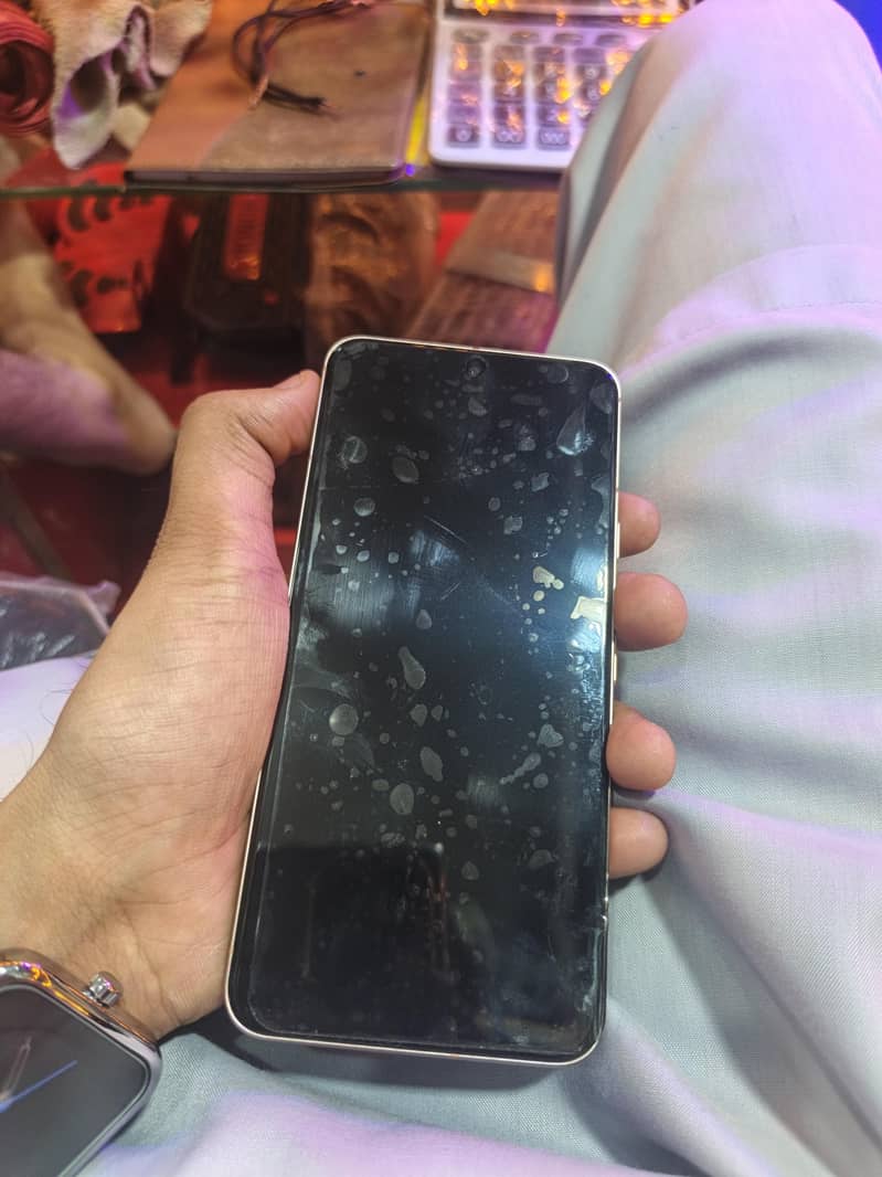 Google Pixel 8 6