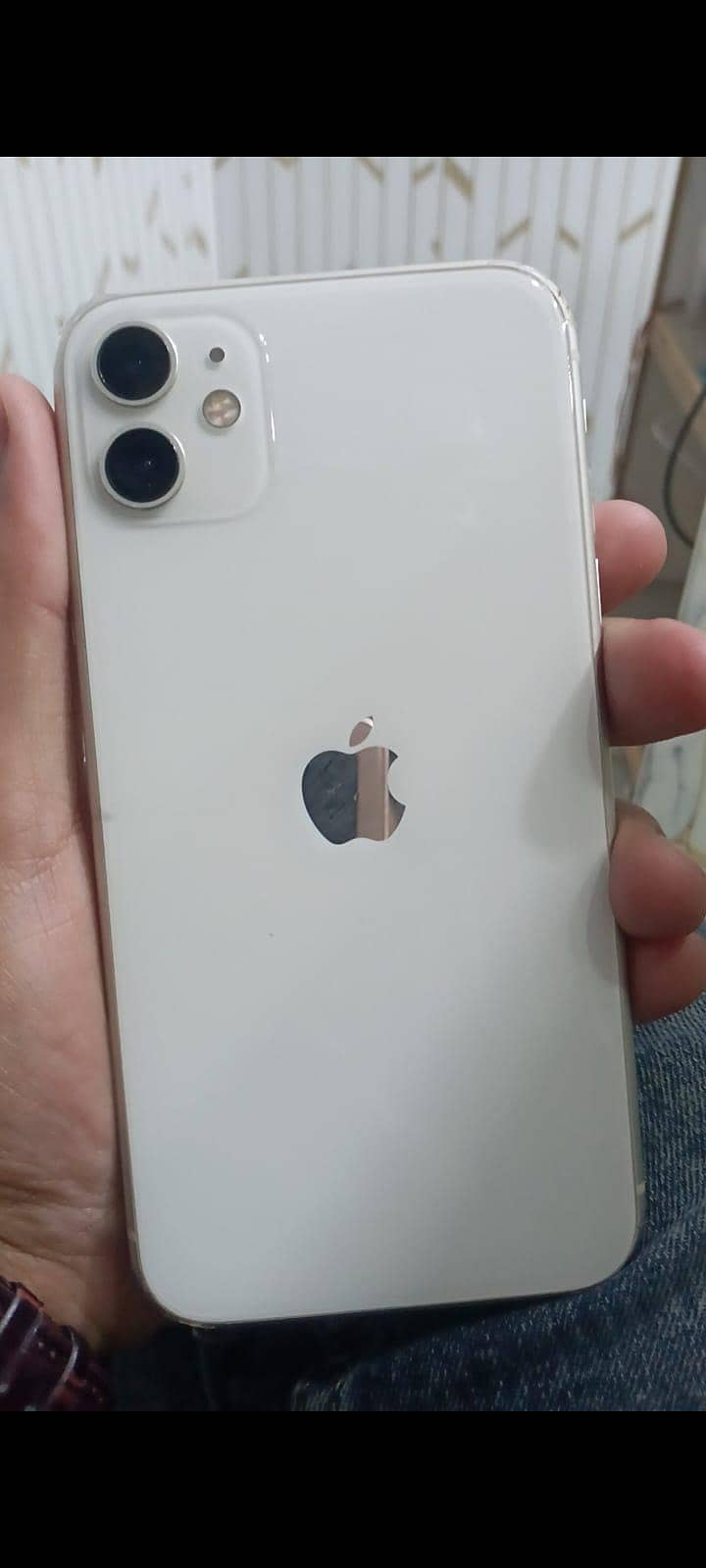 Apple iPhone 11 3