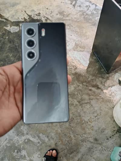 Tecno CAMON 40 Pro