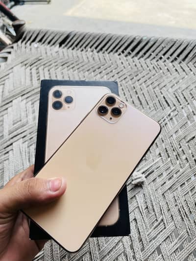 Apple iPhone 11 Pro Max dual pta with box 80 health all everything ok