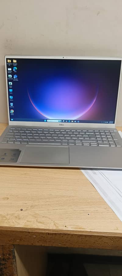 Dell Inspiron 5502