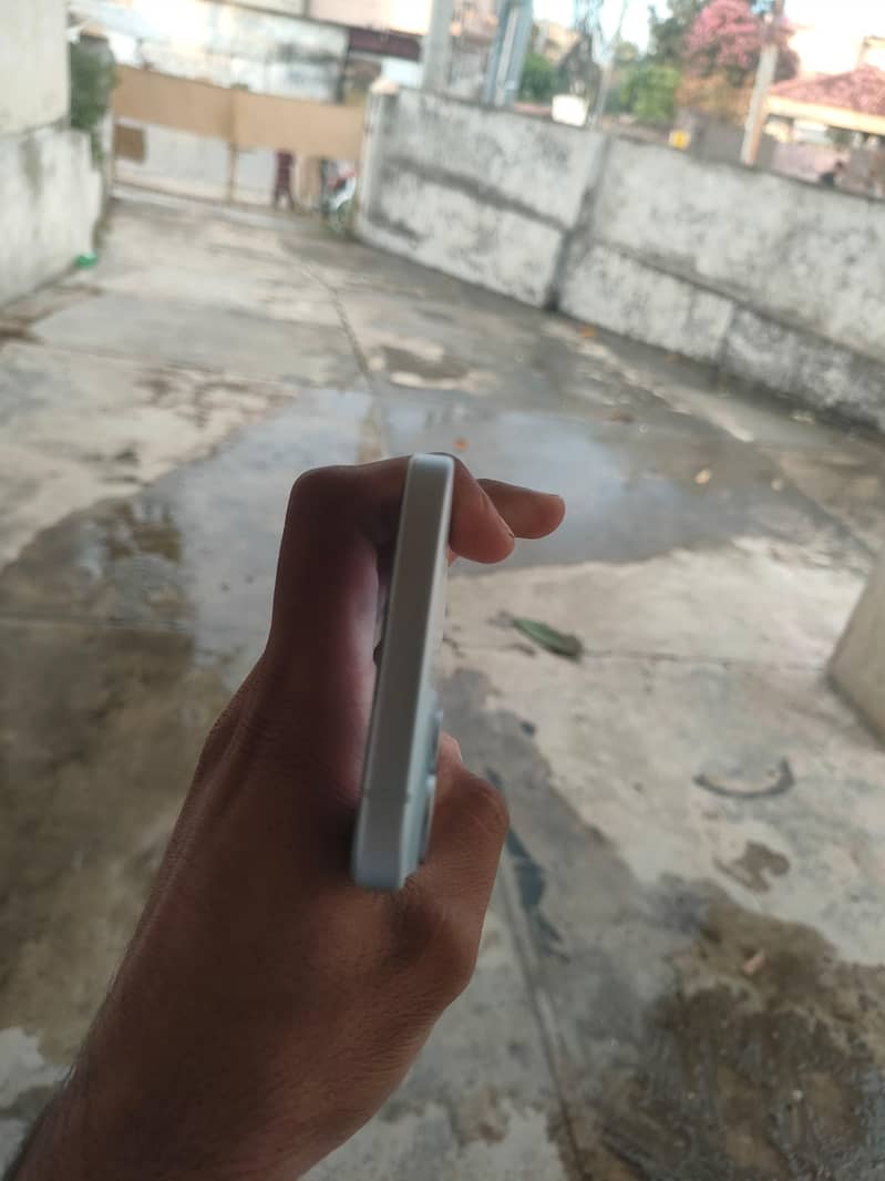Apple iPhone 15 plus 1