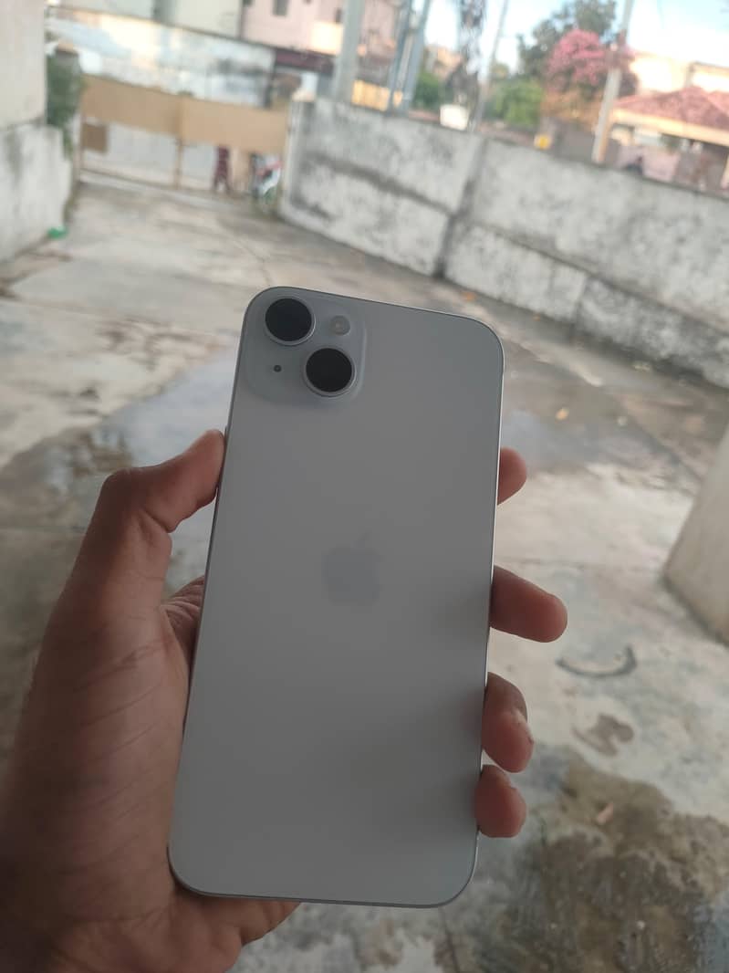Apple iPhone 15 plus 4