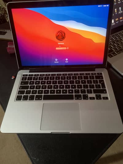 Macbook Pro 8GB/256GB urgent sale