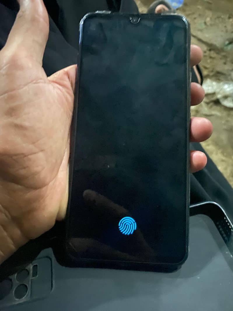Vivo V21e 1