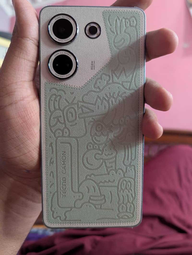 Tecno CAMON 20 0
