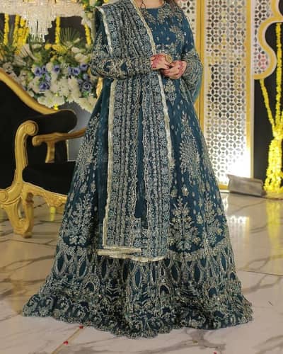 Akbar aslam wedding dresses