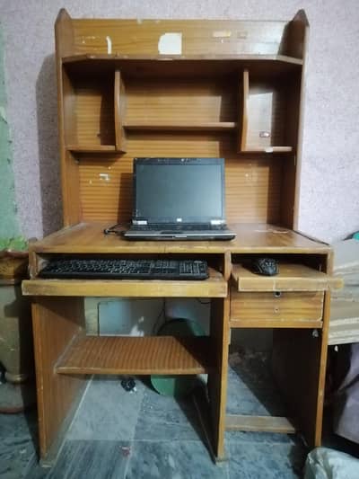 Computer Table
