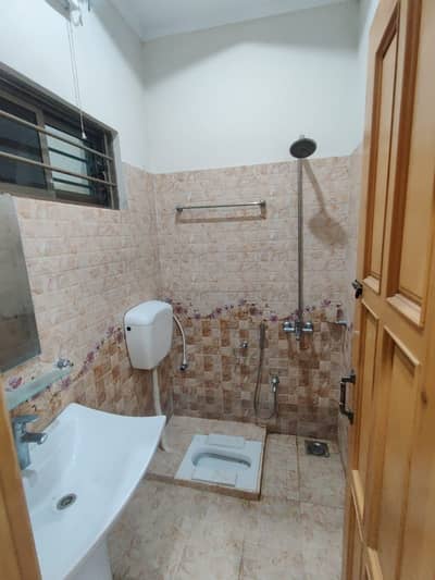 apartment for rent in office i-10/ Markaz