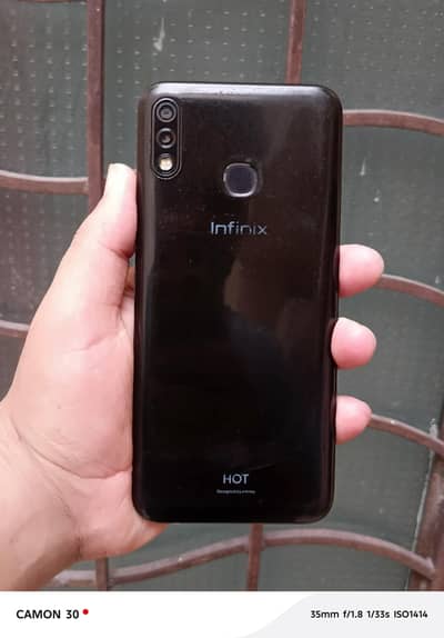 Infinix Hot 8 Lite
