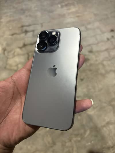 iPhone 13 Pro Full Sim time