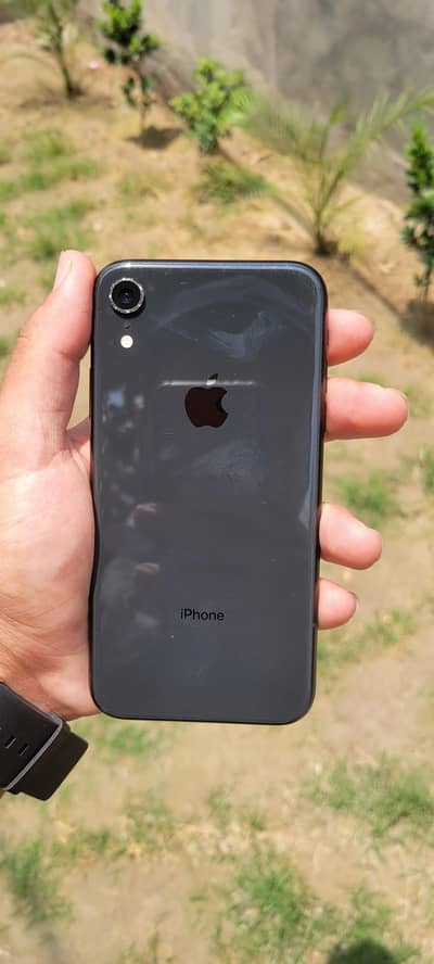 Apple iPhone XR