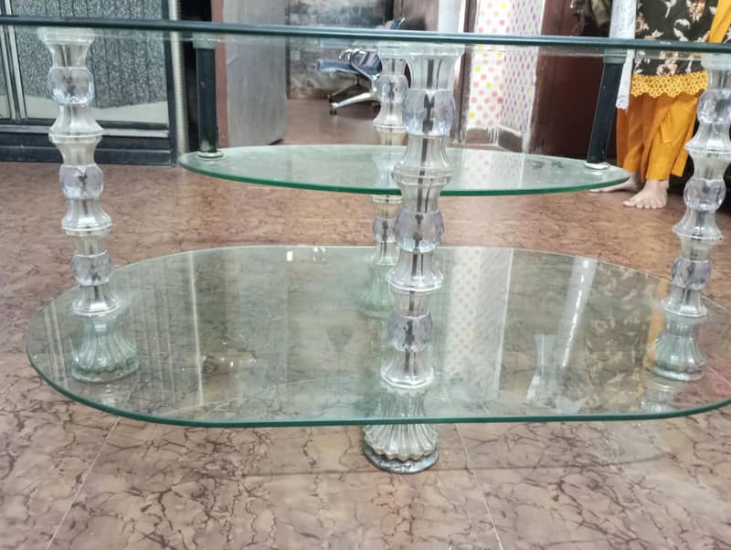 glass table 1