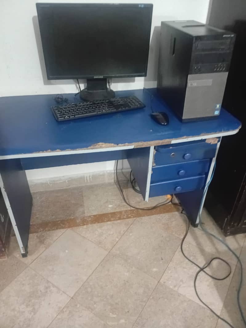 Computer / Study Table with Storage Drawers 2