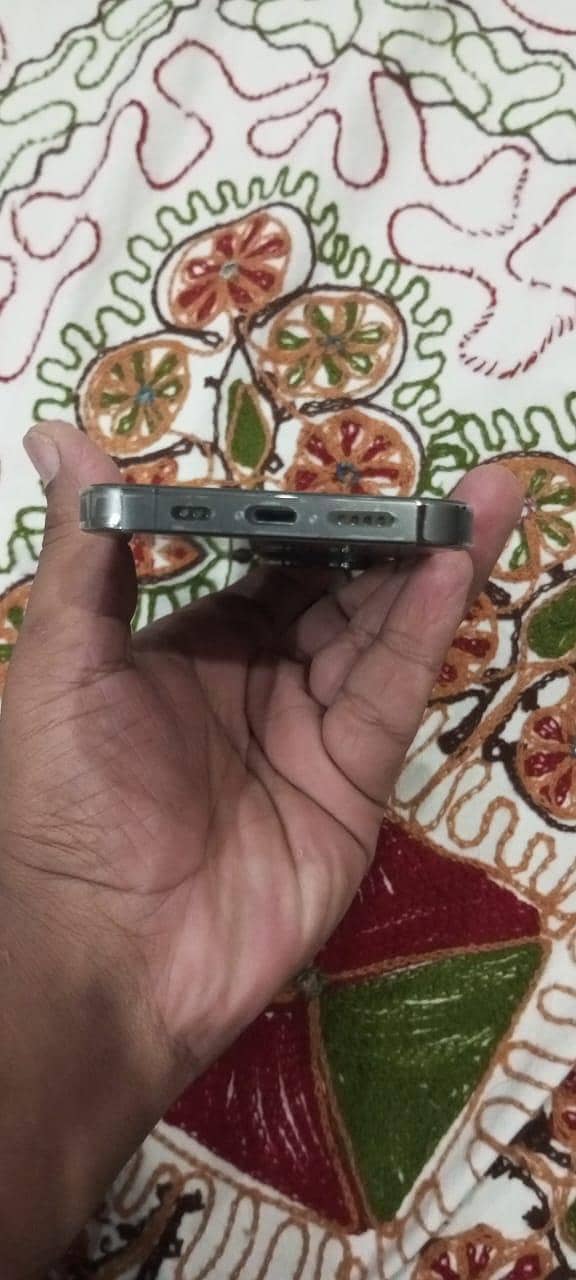 iphone 13 pro 5