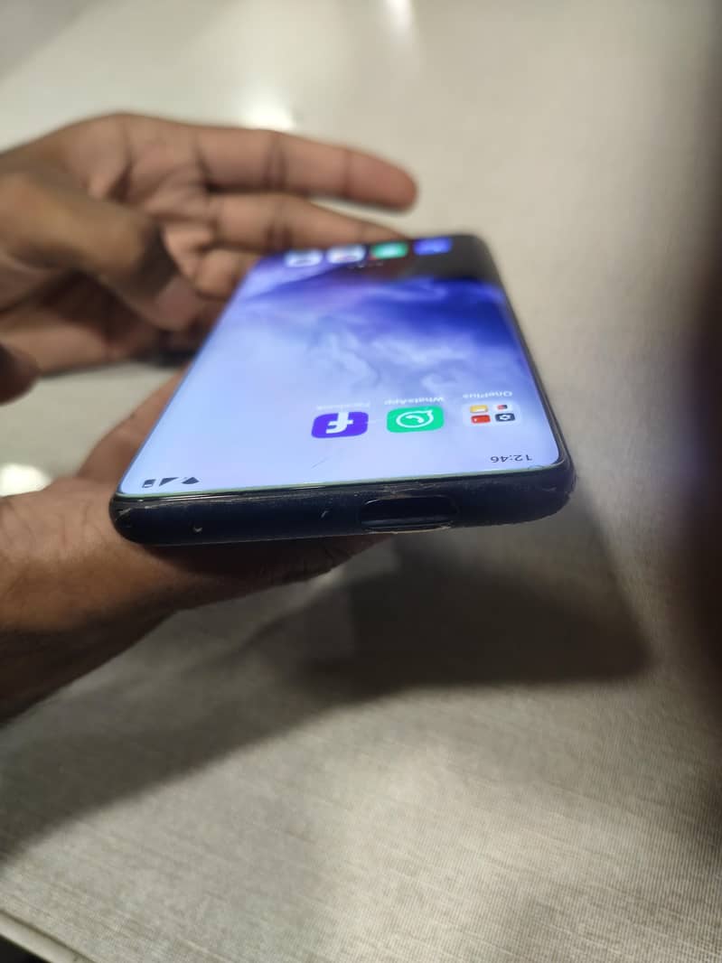One Plus 7 Pro 1