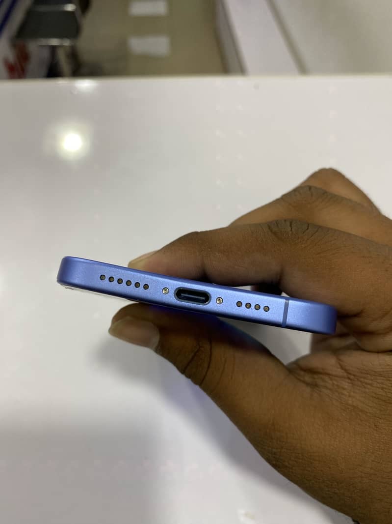 Apple iPhone 16 Plus 2