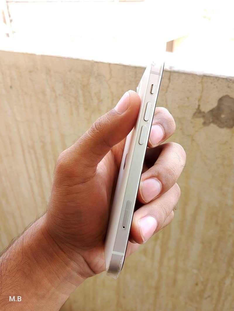 Apple iPhone 12 mini 2
