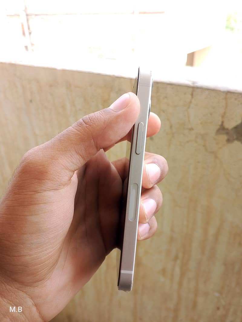 Apple iPhone 12 mini 3