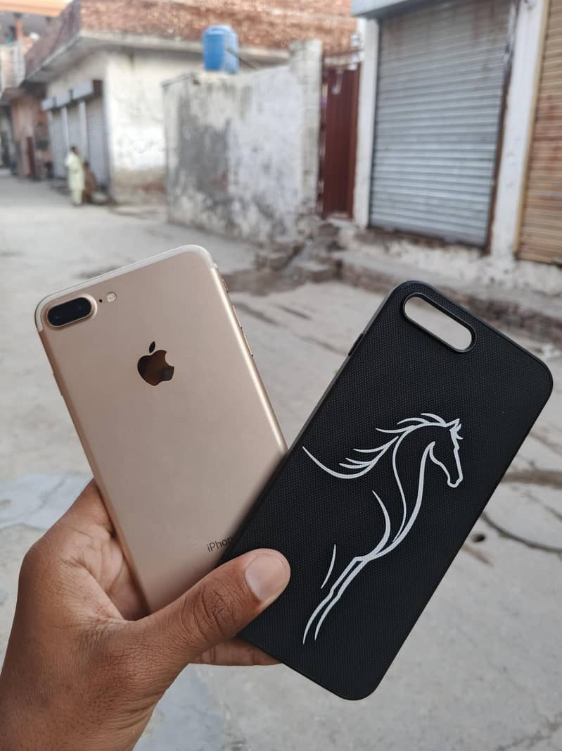 Apple iPhone 7 Plus 1