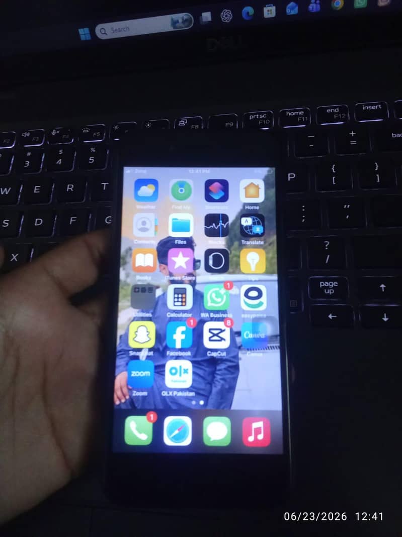 Apple iPhone 7 4