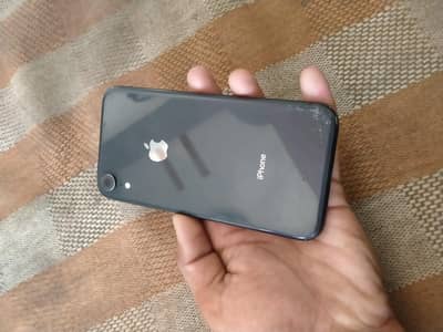 iPhone xr body