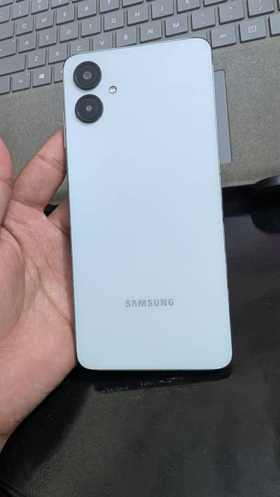 Samsung Mobile A06
