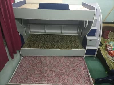 BUNK BED