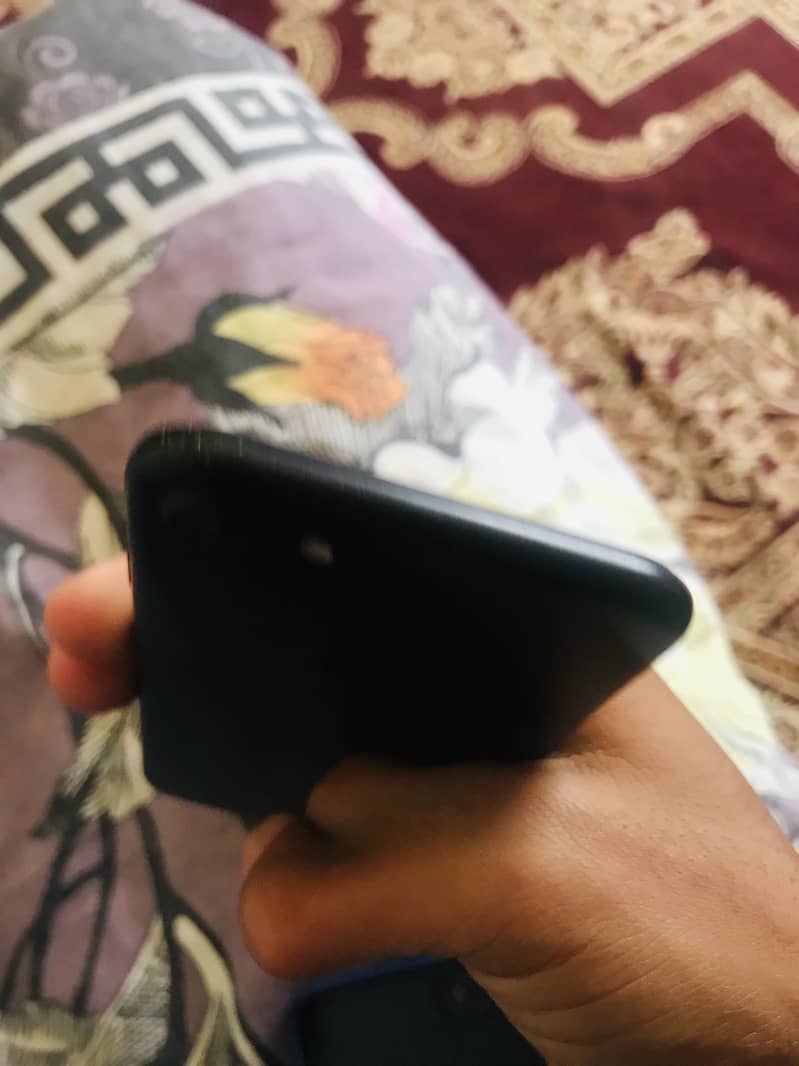 Apple iPhone 7 1