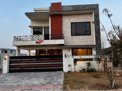 10 Marla Triple Storey House (Double Unit With Basement ) 6 Bedroom 2 Kitchen Gas Install Available For Rent In Bahria Town Phase 8 Rawalpindi