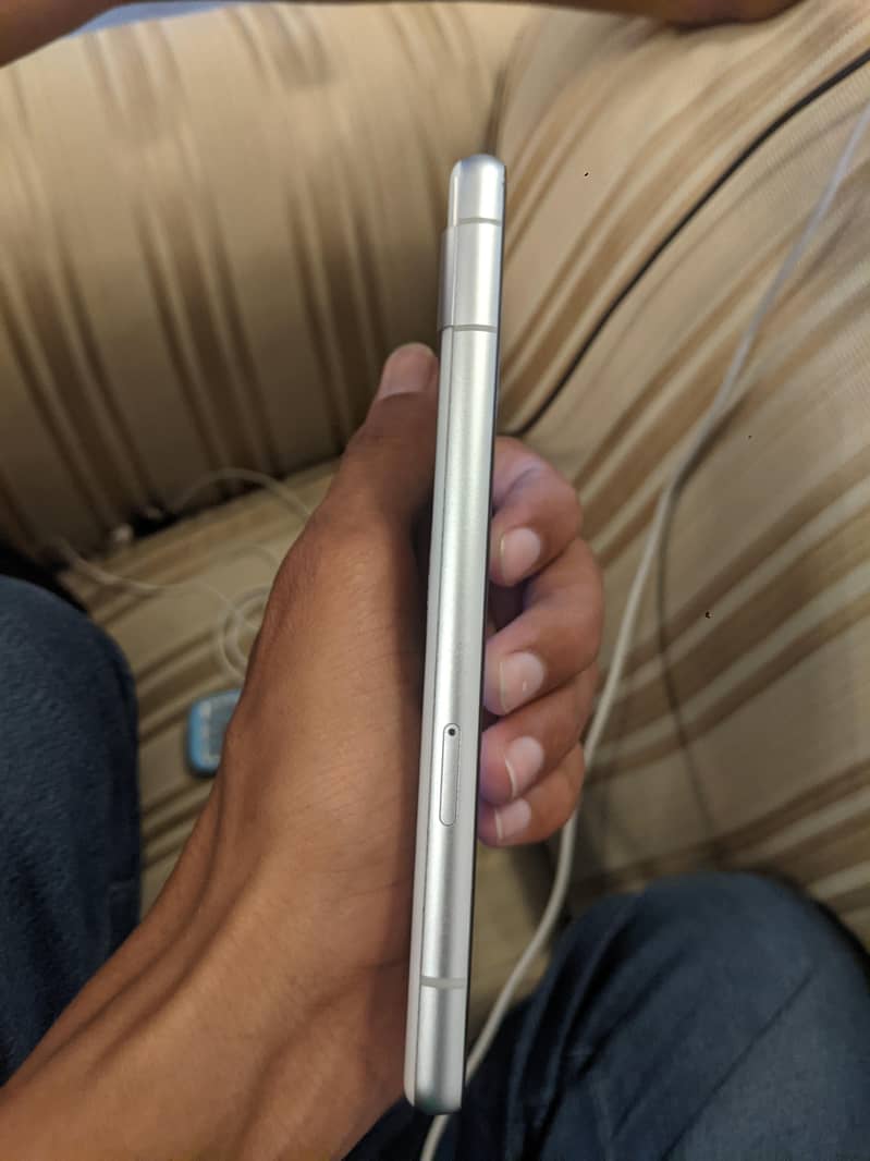 Google Pixel 7a 1