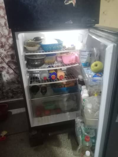 Haier 2 door fridge like new