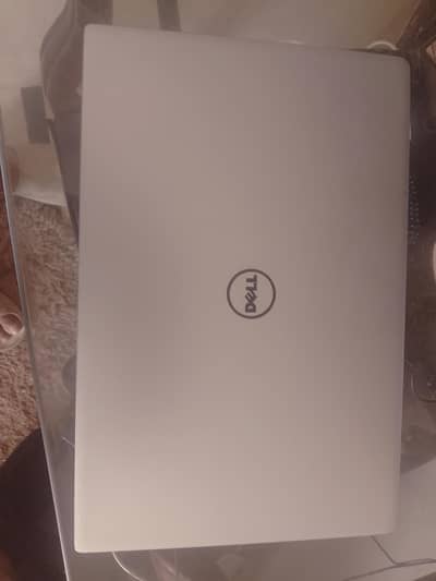 DELL COREI7 7TH GENERATION