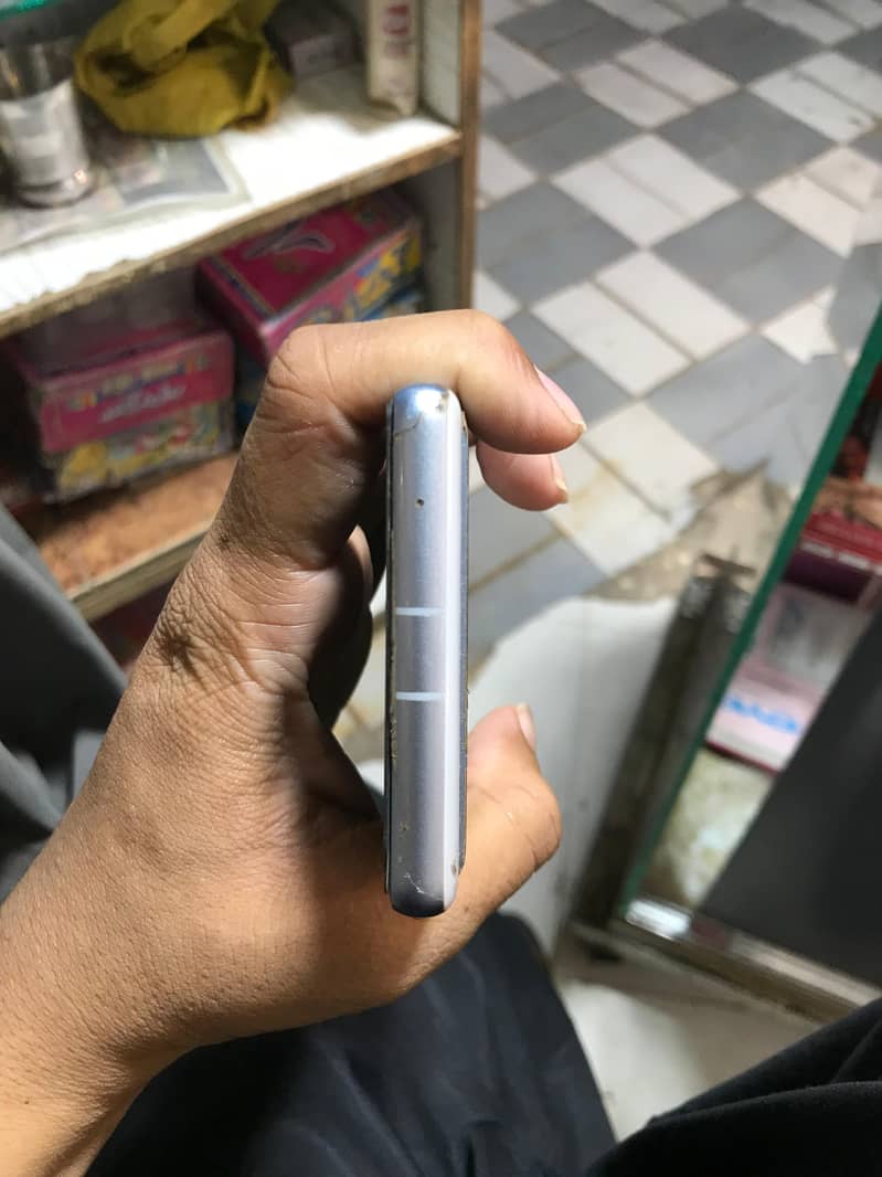 Google Pixel 7a 3
